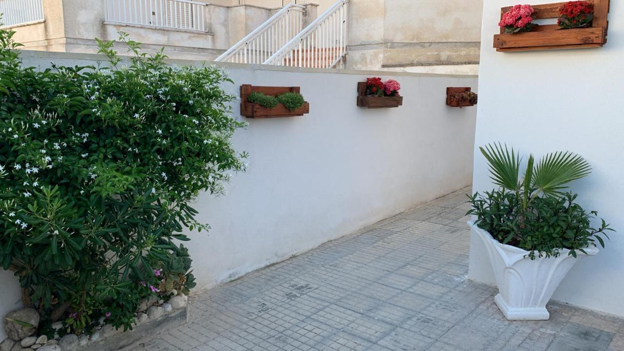Casa Di Nonna Checca Bed & Breakfast Santa Maria di Leuca Eksteriør bilde